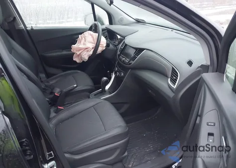 2020 Chevrolet Trax Awd Lt z USA, uszkodzony, nr VIN KL7CJPSB6LB072165